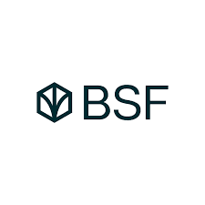 شعار يتكون من أيقونة سداسية خضراء داكنة ونمط نباتي بجانب أحرف BSF بخط عريض.